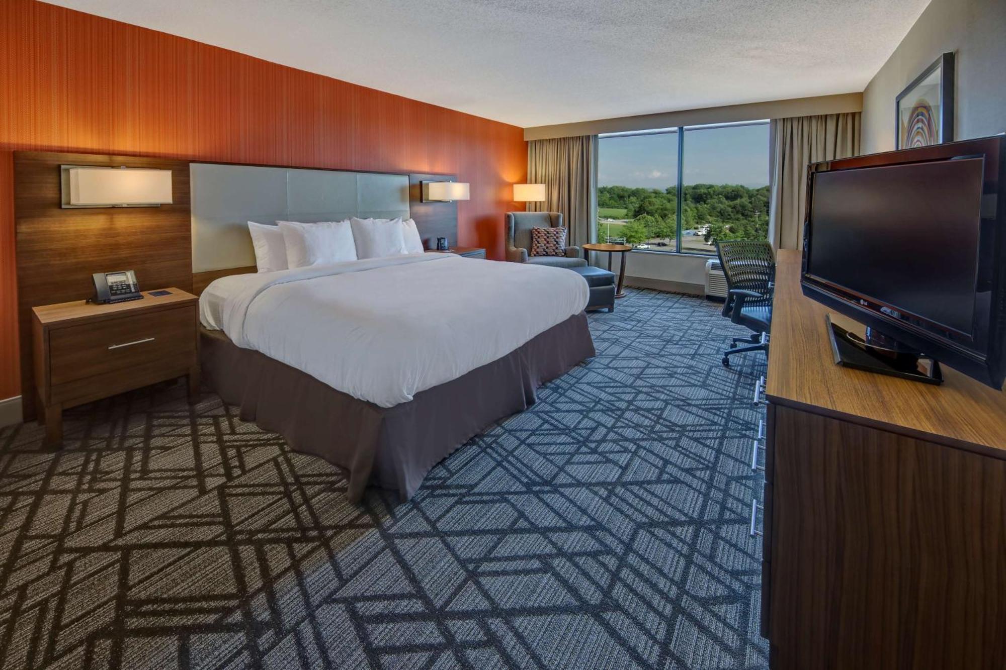 Hilton Knoxville Airport Алкоа Экстерьер фото