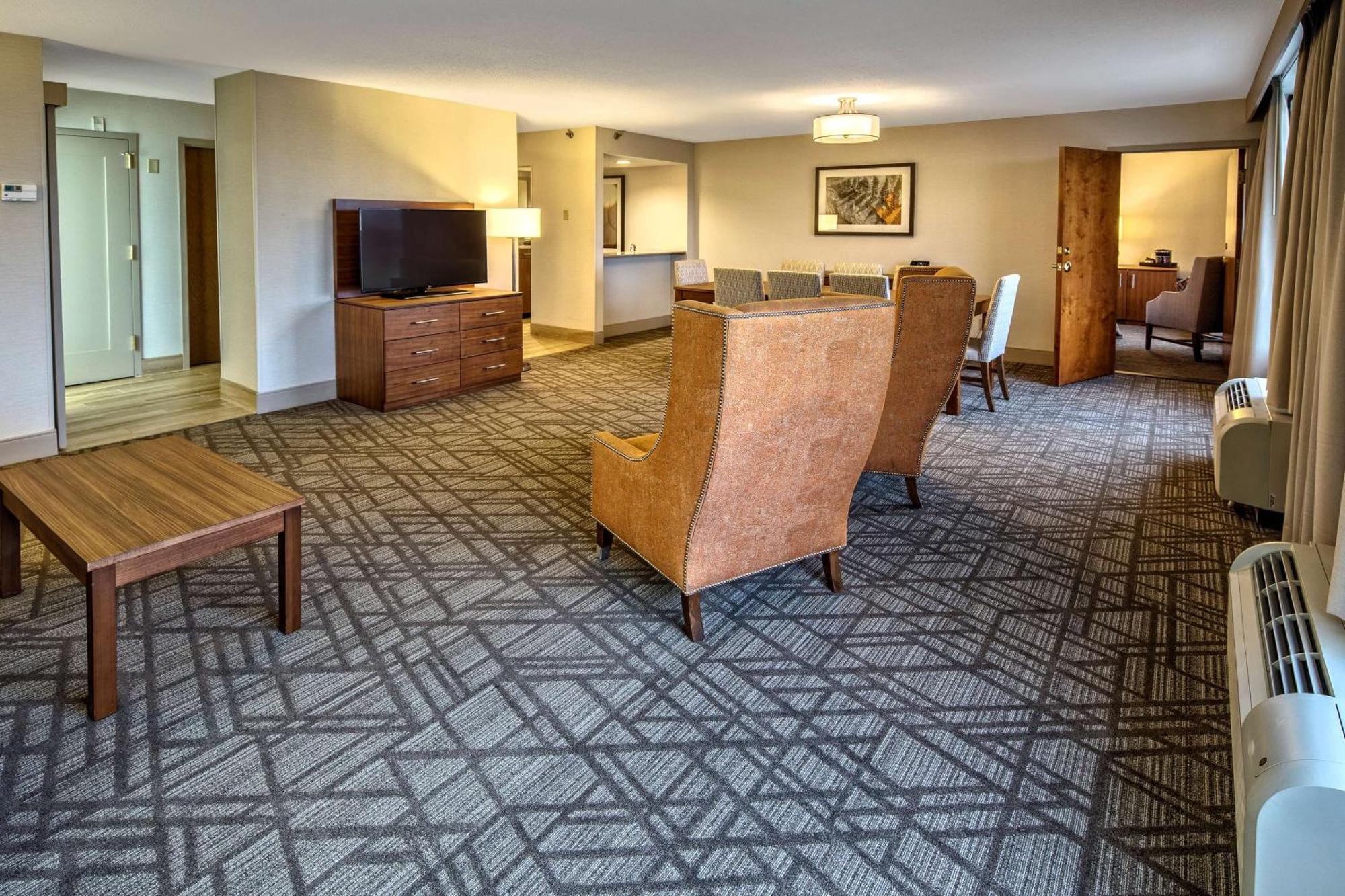 Hilton Knoxville Airport Алкоа Экстерьер фото