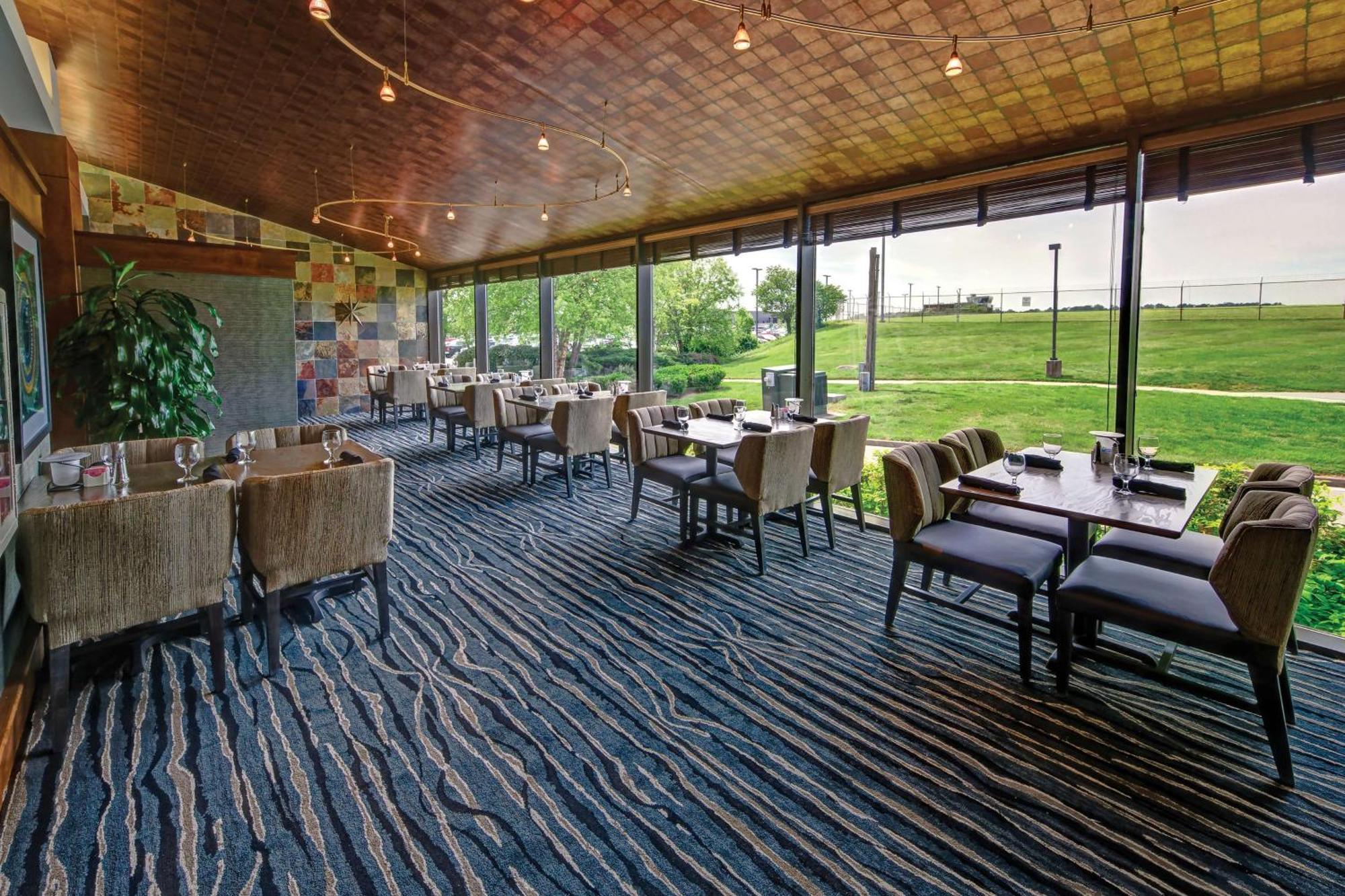 Hilton Knoxville Airport Алкоа Экстерьер фото